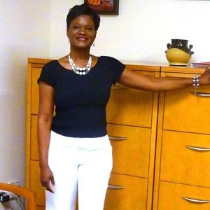 Meet your Posher, Yolanda m.